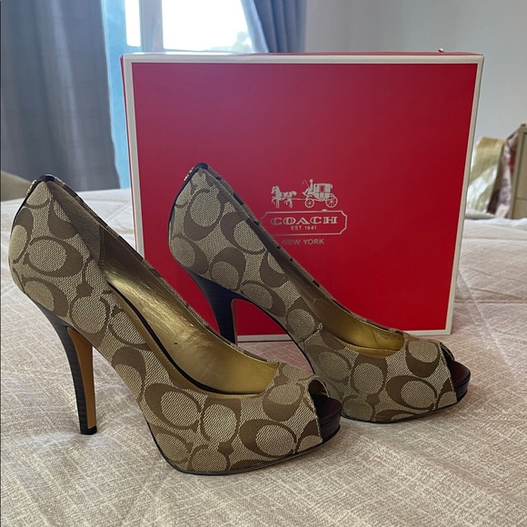 Coach Women's Tan Patterned Peep Toe Heels - Picture 1 of 9